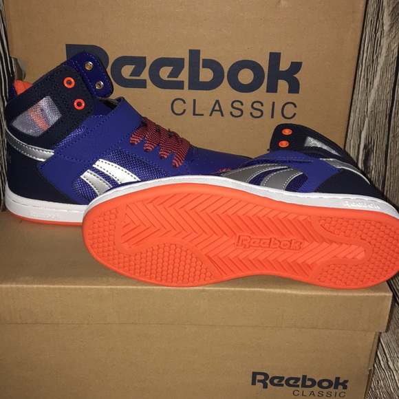 ๐ Reebok Mission 3.0 Mid Sneaker - Picture 5 of 8